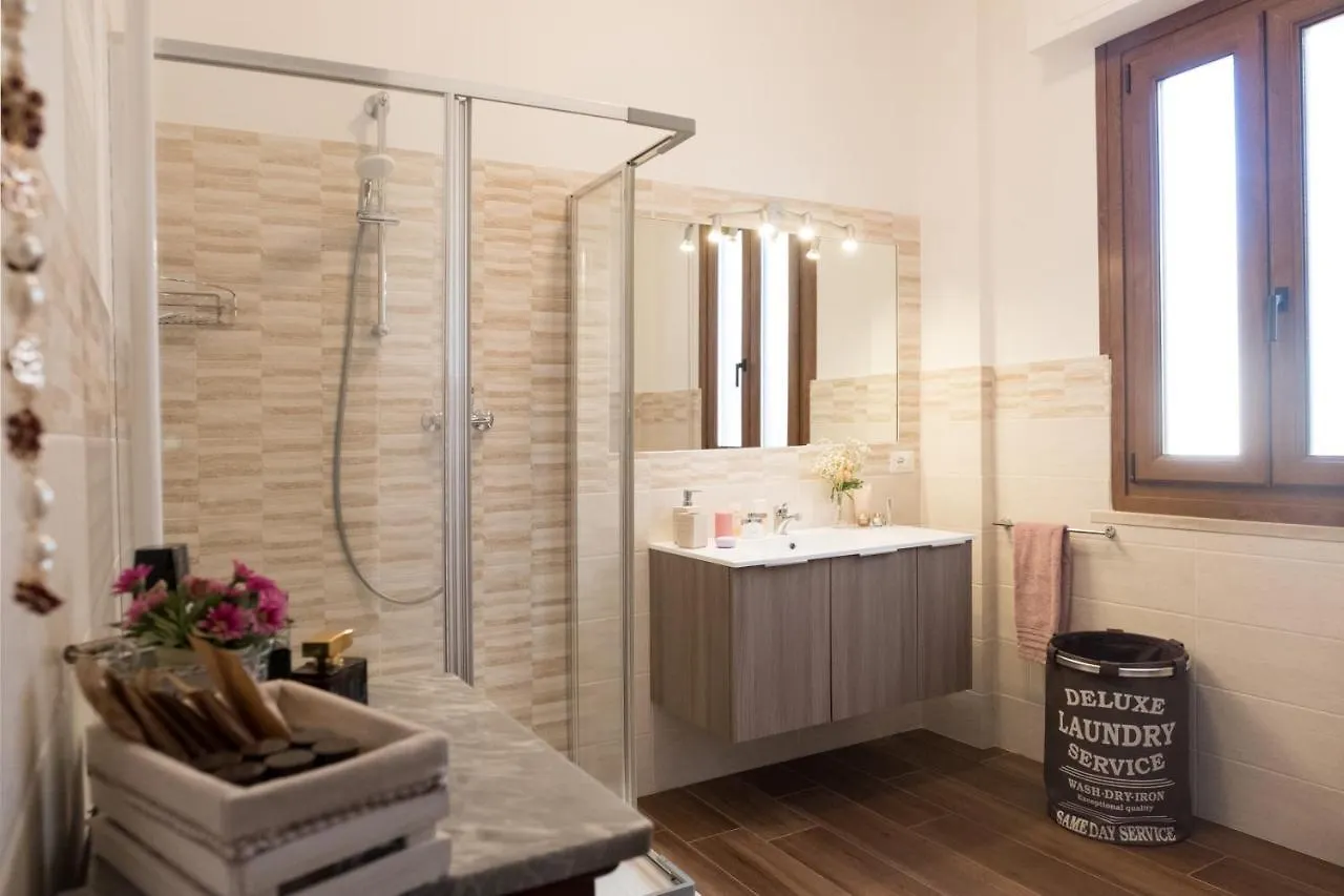 Appartement 50Mt Dal Mare à Viareggio 0*,